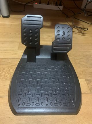 Volante Thrustmaster T150 + Pedales