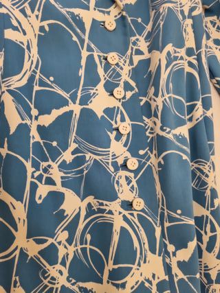 Abrigo de fiesta o ceremonia estampado azul