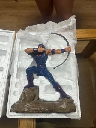 Figura Hawkeye Marvel Colección