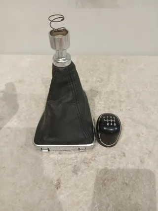 Pomo y funda cambio Ford Focus MK3