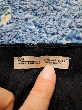 Top Negro Encaje Manga Corta