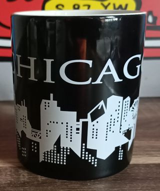 Chicago. Taza de desayuno nueva.