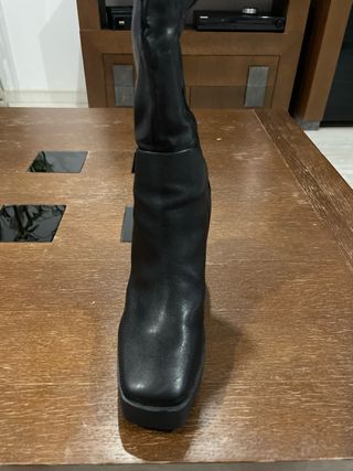 Botas altas negras con plataforma