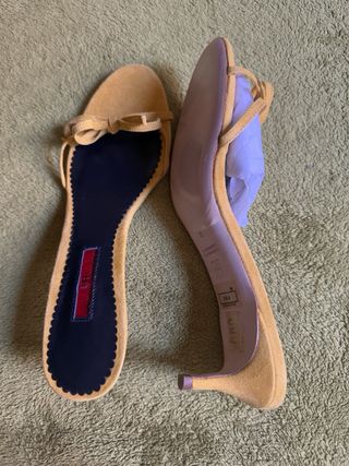 Sandalias Carolina Herrera amarillas talla 38 