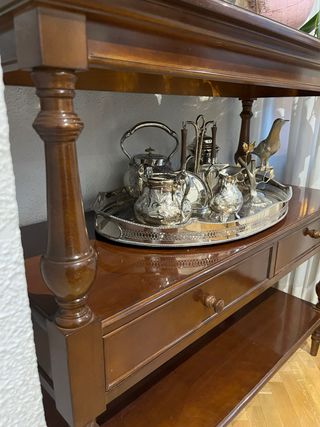 Camarera clásica madera y metal