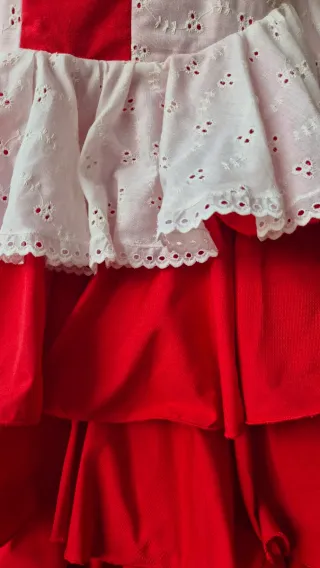 Traje Flamenca Blanco y Rojo Hecho a Mano.