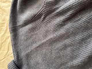 Jersey H&M cuello alto azul