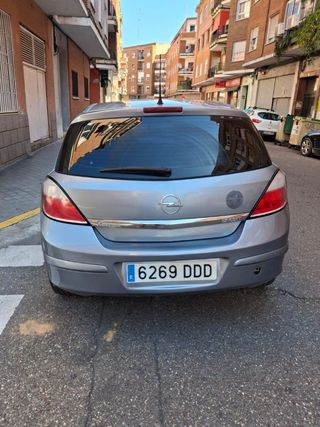 Opel astra  1.7 TDI  2007
