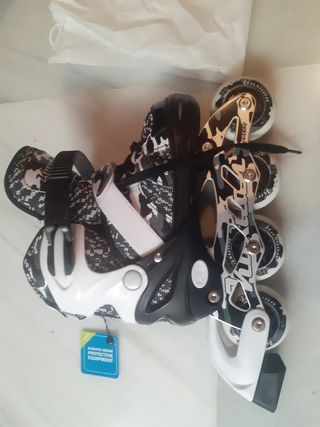 Patines en línea para niño y set de  protecciones