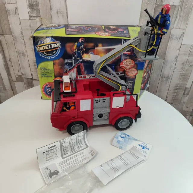 Camión Bomberos Madelman con Figuras