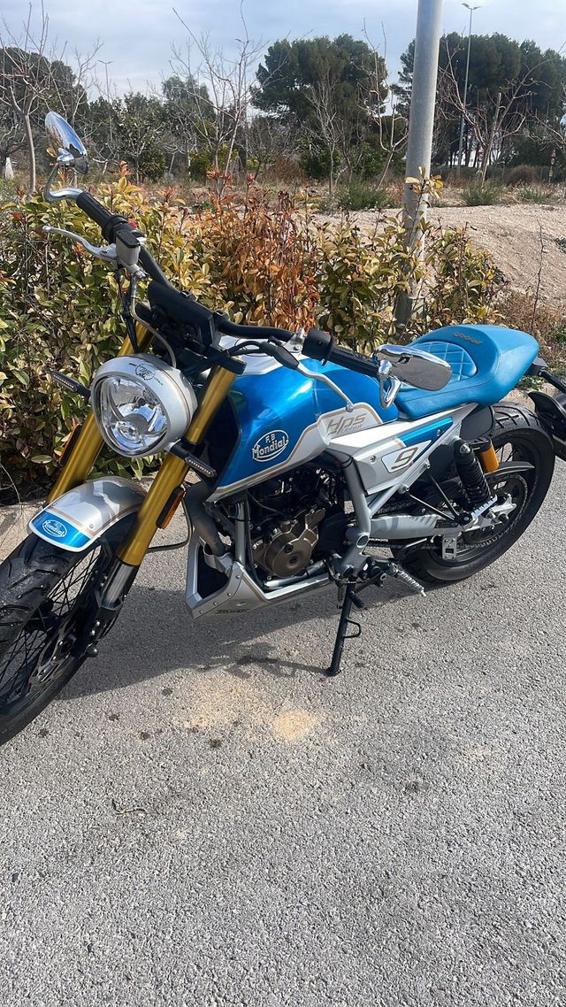 FB Mondial HPS 125 Ubialli Edition 5500km