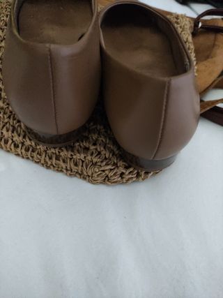Zapatos de piel marrones talla 37