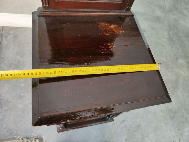 Mesita de noche s. XIX madera