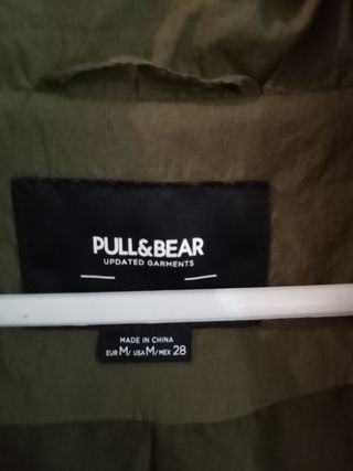 Chaleco overside acolchado capucha Pull&Bear Una M