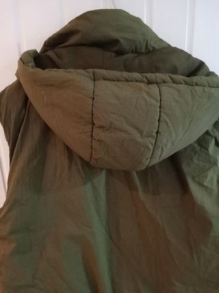 Chaleco overside acolchado capucha Pull&Bear Una M