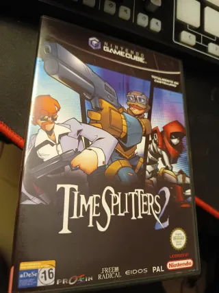 Time Splitters 2 + Time Splitters Futuro Perfecto