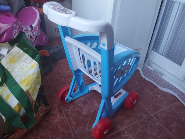 Carrito de compras infantil con música