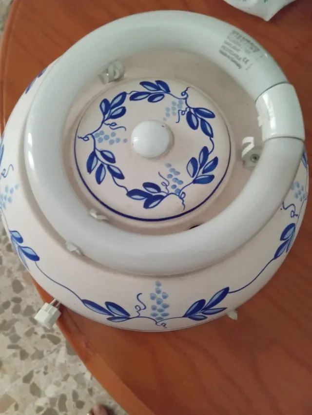 Lámpara de techo cocina azul y blanco