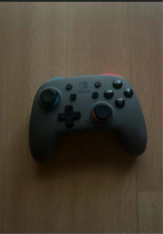Nintendo Switch + Juegos y Accesorios