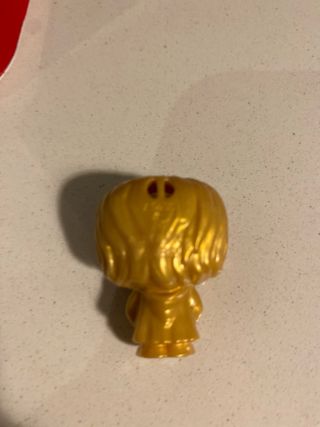 Personaggio Kinder Harry Potter oro