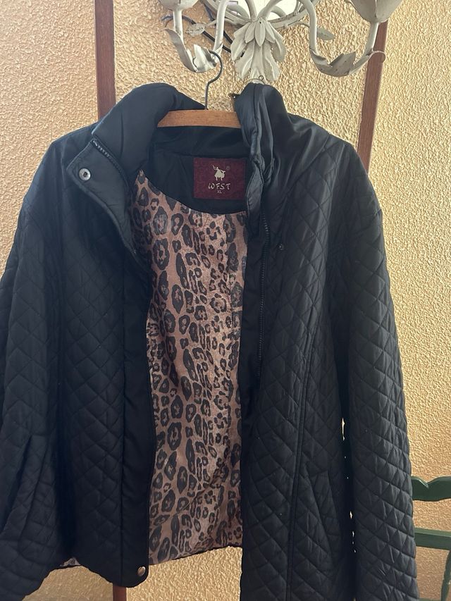 chaquetón negro
