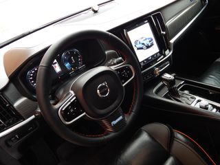 Volvo V90 CROSS COUNTRY 2.0 D4 OCEAN RACE AUTO