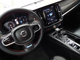 Volvo V90 CROSS COUNTRY 2.0 D4 OCEAN RACE AUTO