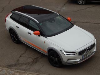 Volvo V90 CROSS COUNTRY 2.0 D4 OCEAN RACE AUTO
