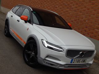 Volvo V90 CROSS COUNTRY 2.0 D4 OCEAN RACE AUTO