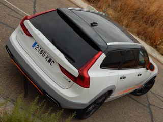 Volvo V90 CROSS COUNTRY 2.0 D4 OCEAN RACE AUTO
