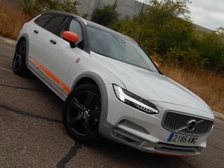 Volvo V90 CROSS COUNTRY 2.0 D4 OCEAN RACE AUTO