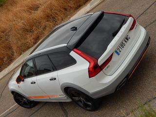 Volvo V90 CROSS COUNTRY 2.0 D4 OCEAN RACE AUTO