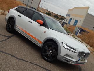 Volvo V90 CROSS COUNTRY 2.0 D4 OCEAN RACE AUTO