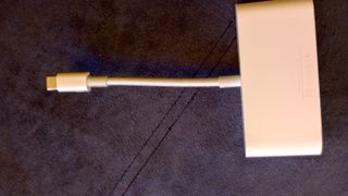 Adaptador Apple USB-C a VGA Original