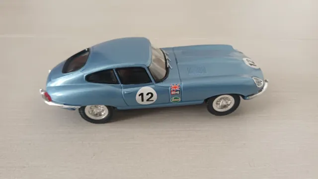 SCALEXTRIC: JAGUAR TYPE E Azul # 12