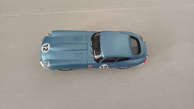 SCALEXTRIC: JAGUAR TYPE E Azul # 12