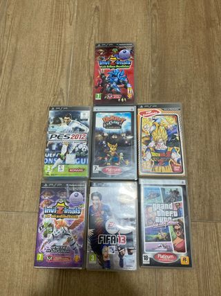 Pacchetto 7 giochi per PSP: FIFA 13, GTA, Invizimals...
