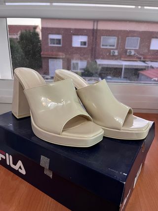 Tacones plataforma crema 
