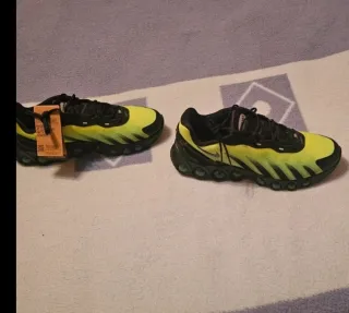 Nike Air Max DN8 Negro Amarillo