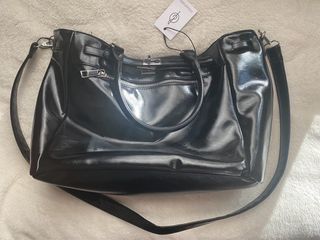 Bolso Negro Grande Stradivarius
