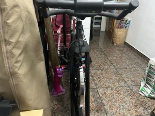 Bicicleta de Spinning ILICO Roja y Negra