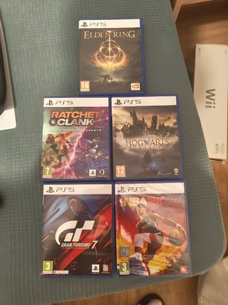 PlayStation 5 + 2 mandos + juegos