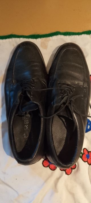 Zapatos de vestir negros
NEGOCIABLES