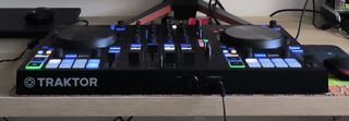 Controladora DJ Traktor S3