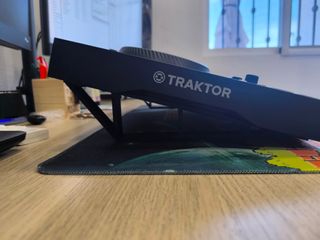 Controladora DJ Traktor S3