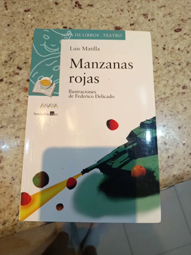 Manzanas rojas (Sopa De Libros- Teatro/ Soup of...