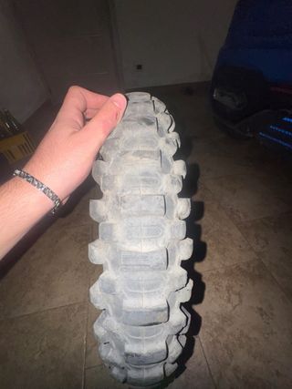 Gomma posteriore moto cross 90/100-14