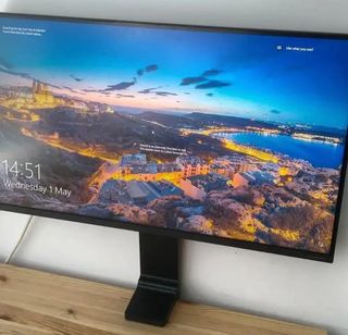 Monitor Samsung 4K 32 Space Negro