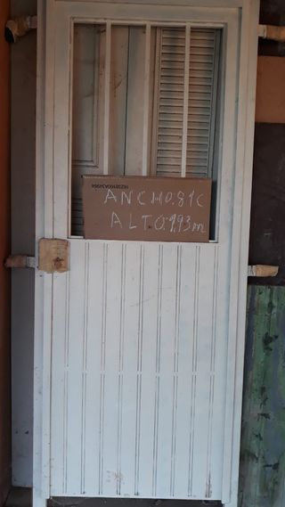 Puerta hierro maciza sin montar