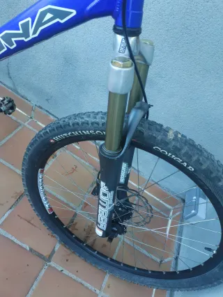 Bicicleta de montaña kona M Mejorada f.hidraulicos